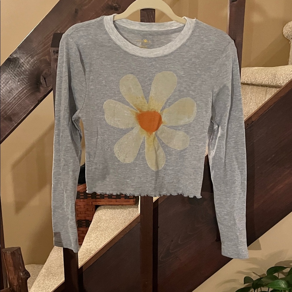 Natural Life M Daisy Print Crop Top